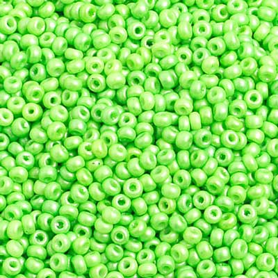 Czech Seed Beads 10/0 Shiny Green
