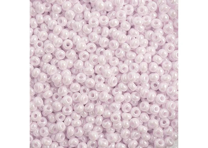 Czech Seedbead apx22g Vial 8/0 Opaque Natural Pink Luster